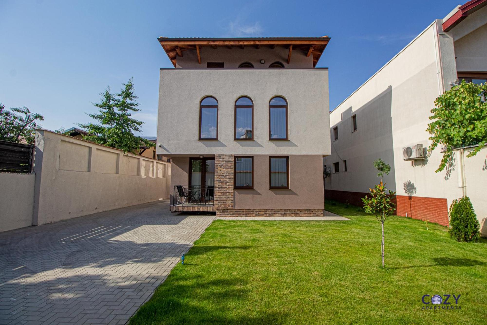 Cozy Brand New Boutique Aparthotel Brasov Luaran gambar
