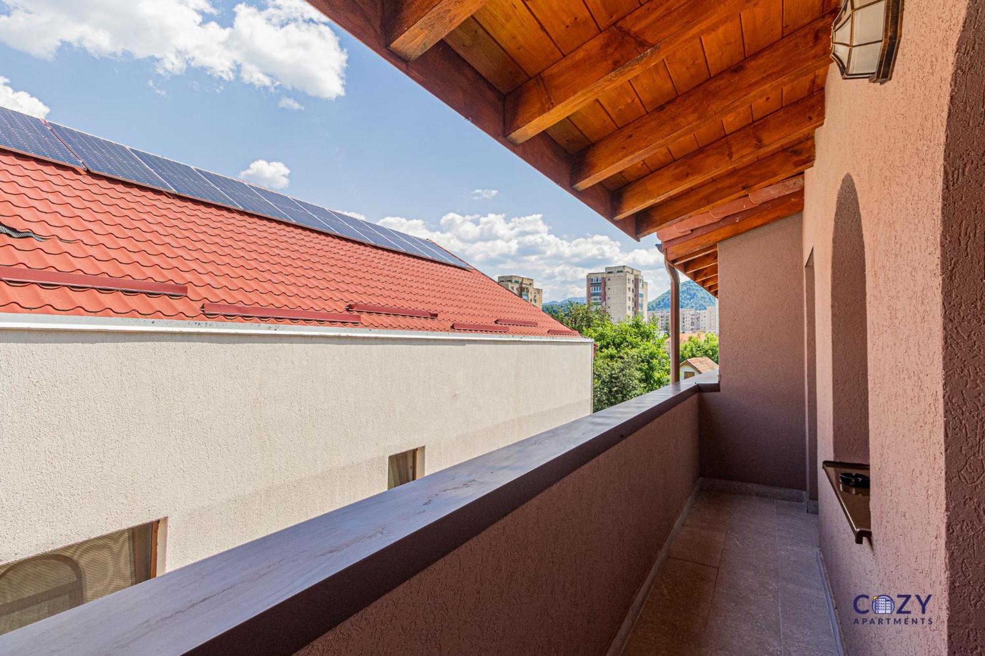 Cozy Brand New Boutique Aparthotel Brasov Luaran gambar