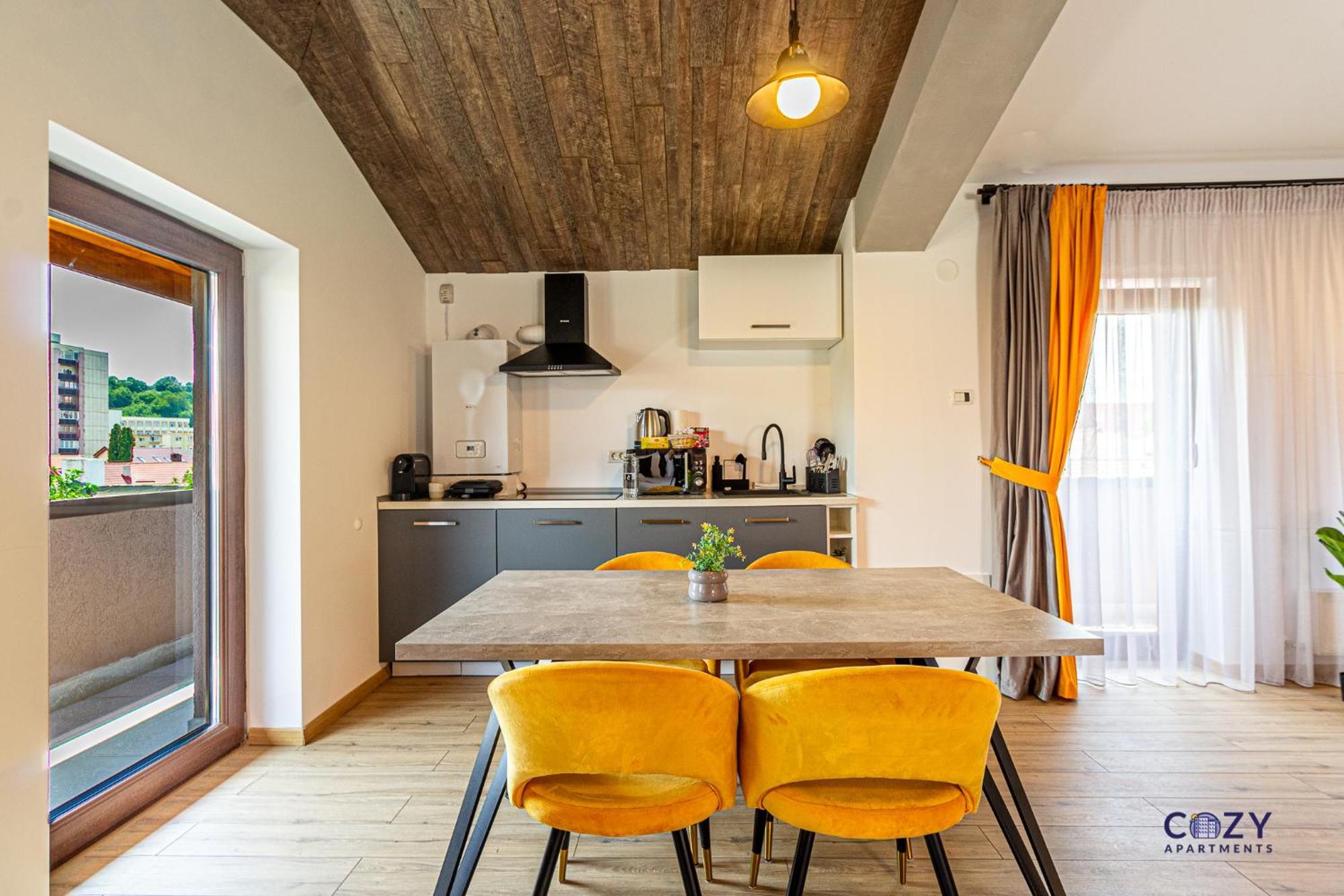 Cozy Brand New Boutique Aparthotel Brasov Luaran gambar