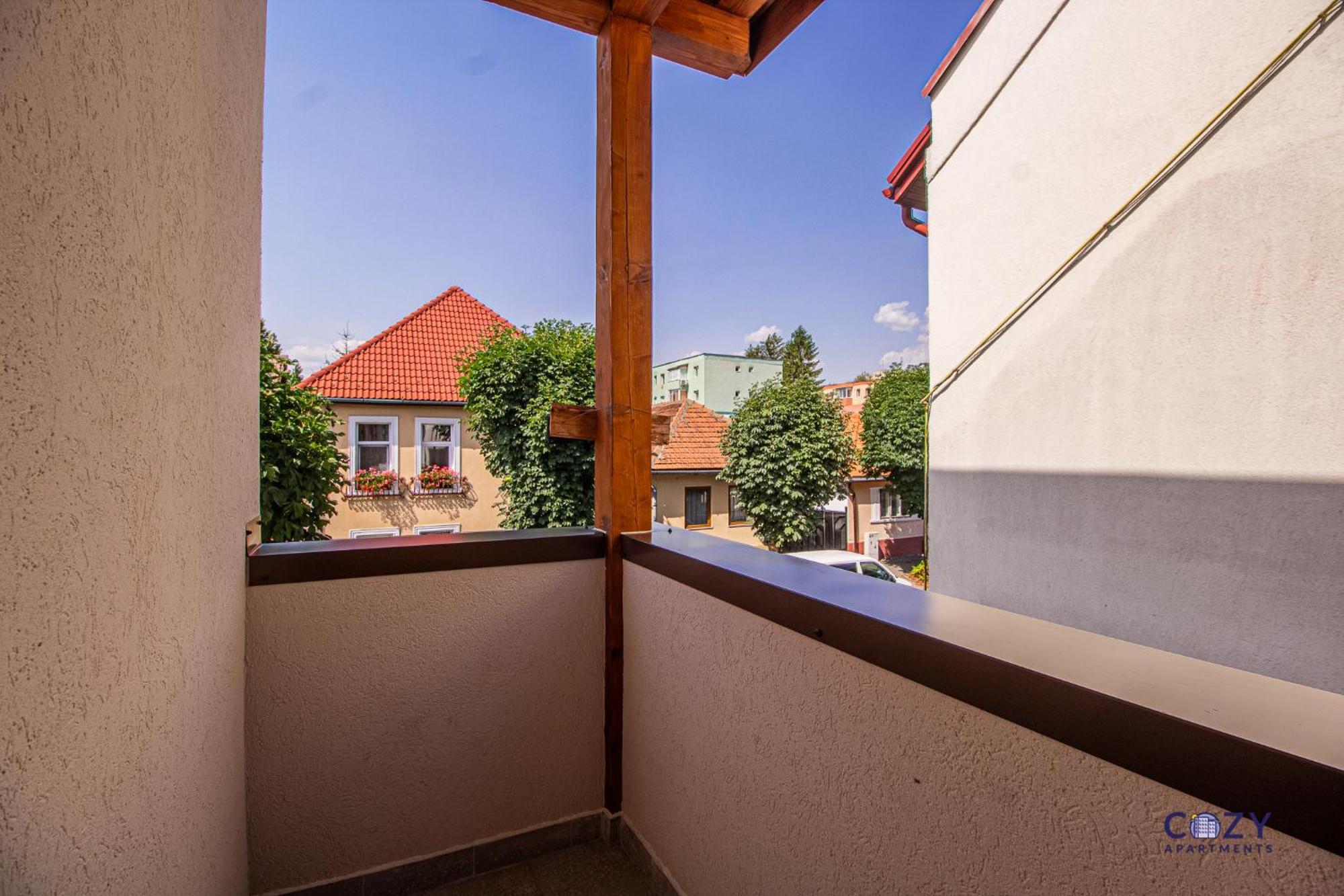 Cozy Brand New Boutique Aparthotel Brasov Luaran gambar