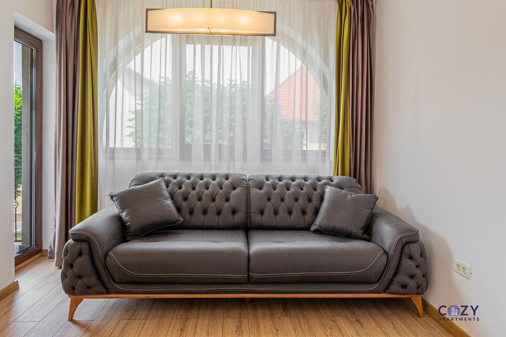 Cozy Brand New Boutique Aparthotel Brasov Luaran gambar