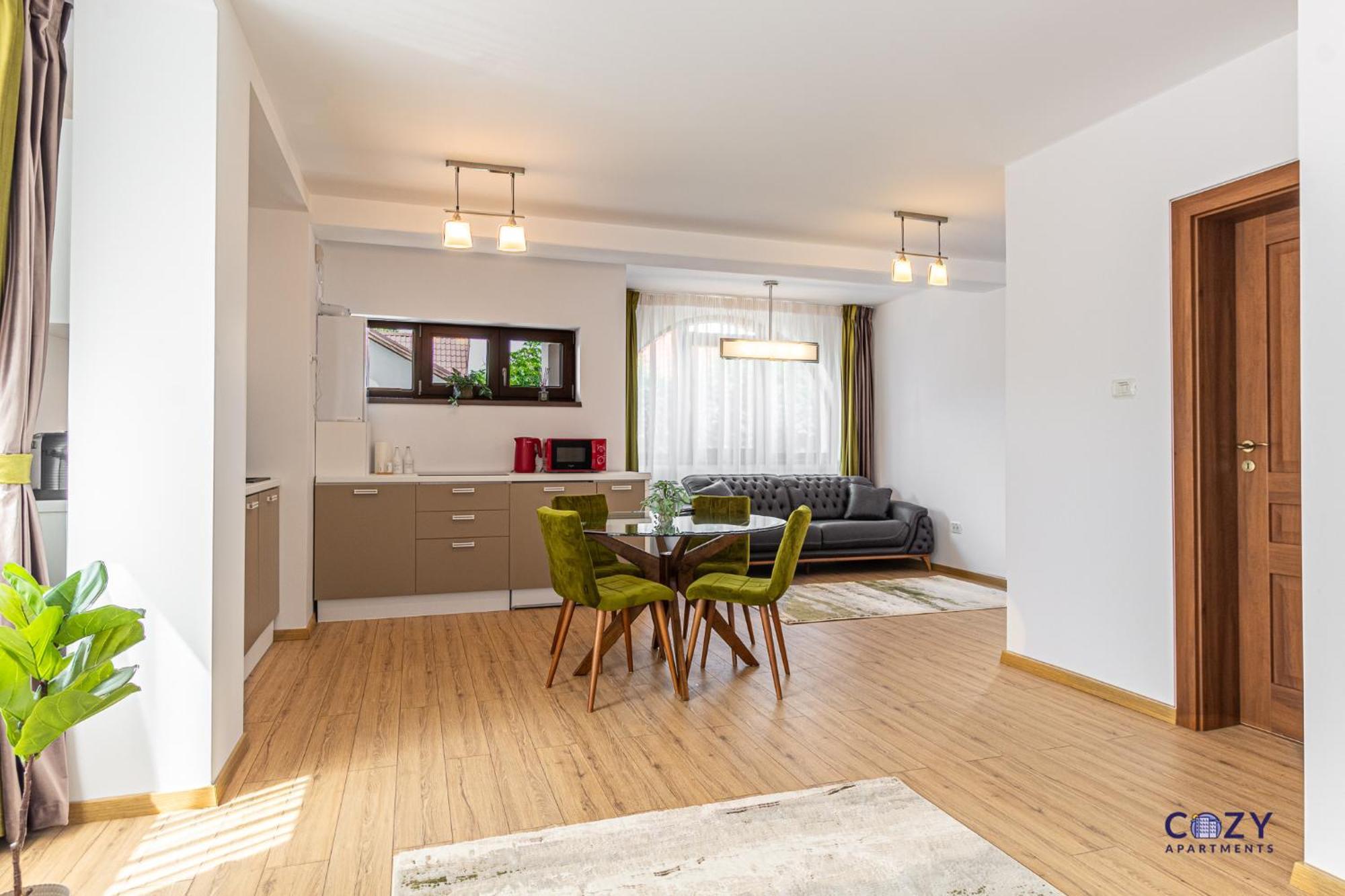 Cozy Brand New Boutique Aparthotel Brasov Luaran gambar
