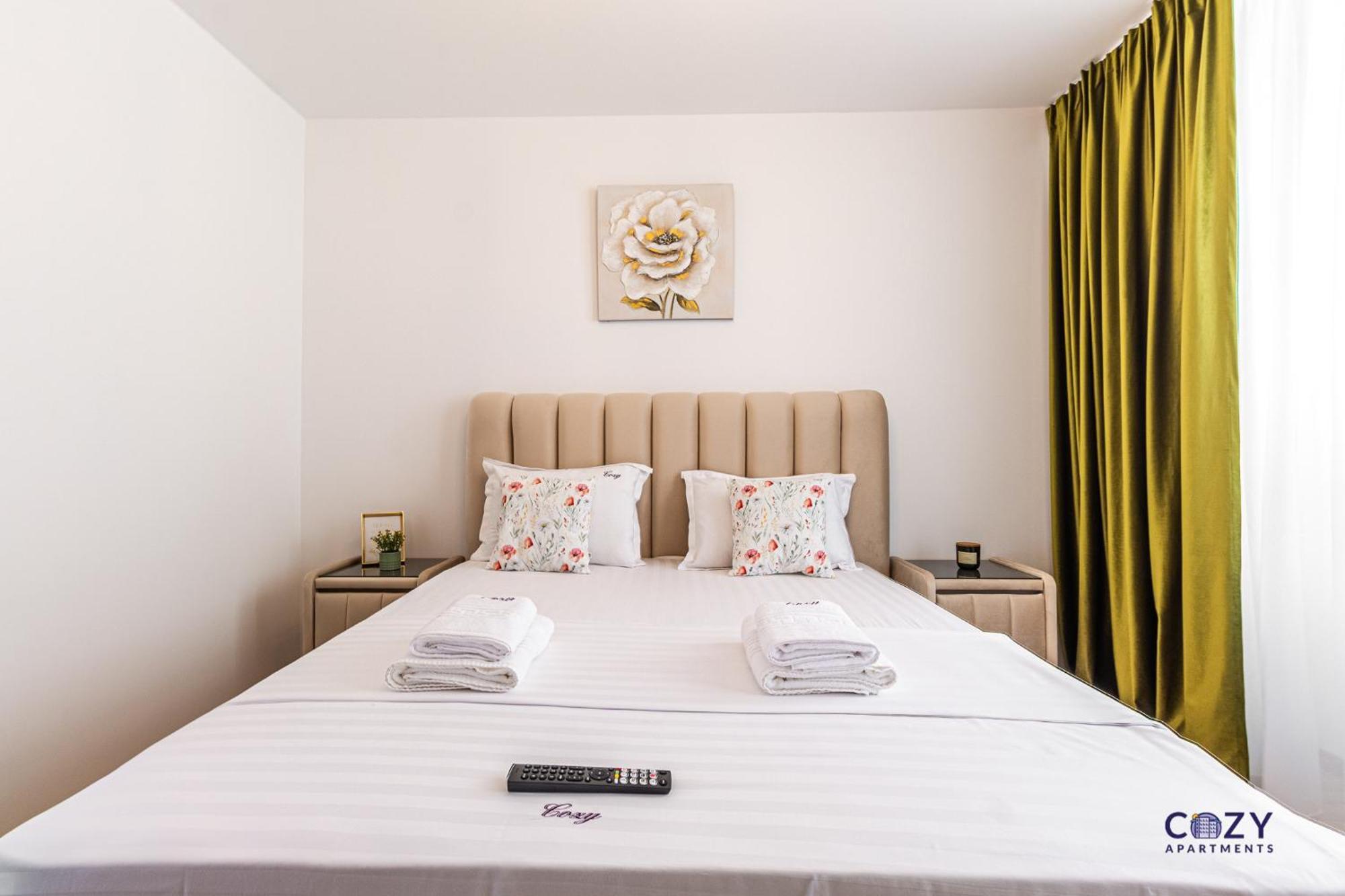 Cozy Brand New Boutique Aparthotel Brasov Luaran gambar