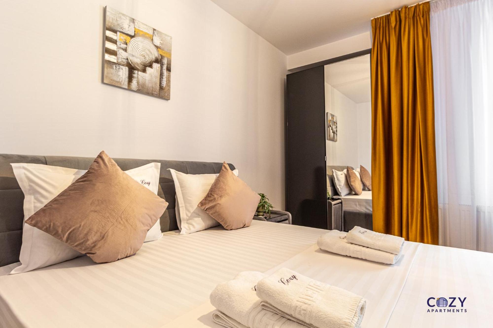 Cozy Brand New Boutique Aparthotel Brasov Luaran gambar
